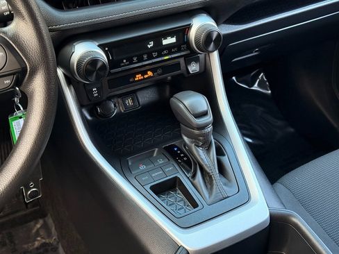 Used 2025 Toyota RAV4 LE image 21