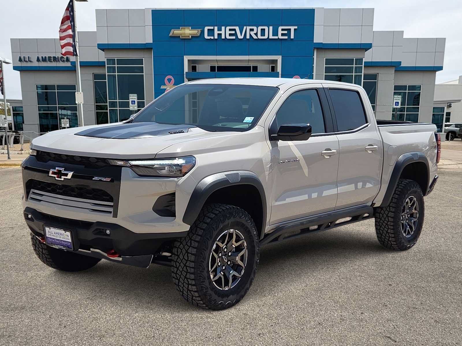 New 2026 Chevrolet Colorado ZR2 AWD/4WD image 1