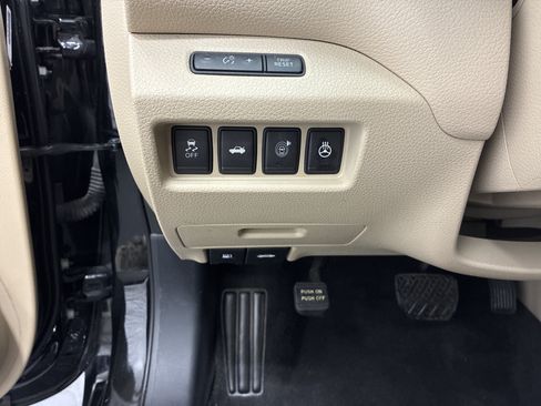 Used 2015 Nissan Altima 3.5 SL FWD image 17