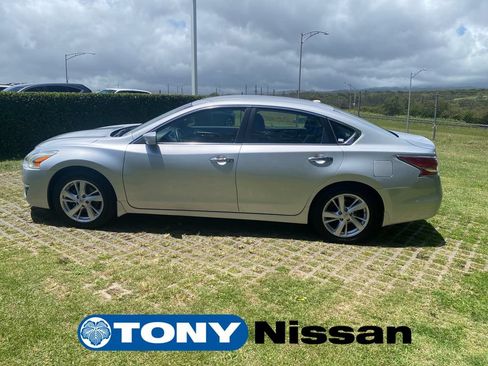 Used 2015 Nissan Altima 2.5 SV FWD image 22