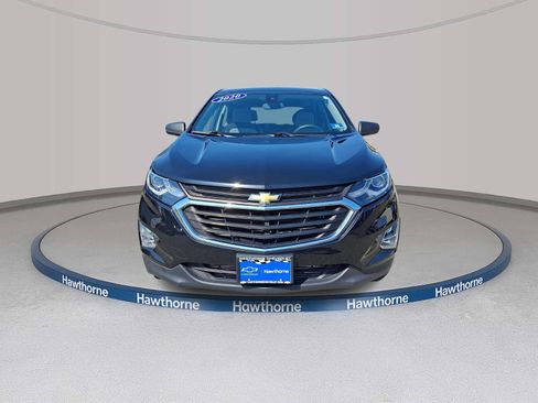 Used 2020 Chevrolet Equinox LS AWD/4WD image 2
