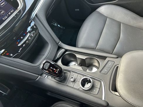 Used 2024 Cadillac XT6 Sport w/ Technology Package AWD/4WD image 20