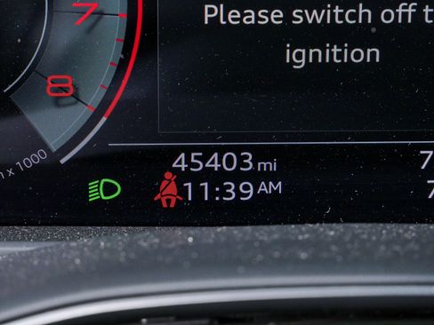 Used 2023 Audi Q8 Premium Plus w/ Premium Plus Package AWD/4WD image 12