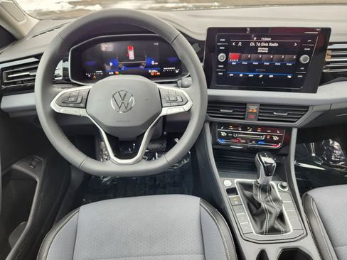 New 2026 Volkswagen Jetta SE image 26