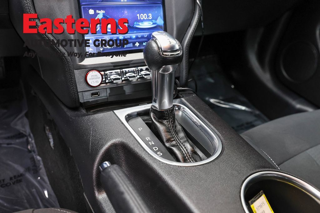 Used 2019 Ford Mustang Coupe RWD image 14