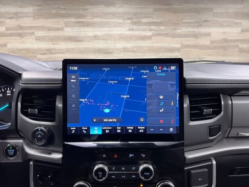 Used 2024 Ford Expedition Max XLT image 15