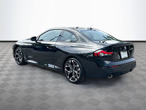 New 2025 BMW 230i Coupe w/ Convenience Package RWD image 5