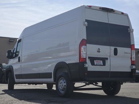 Used 2023 RAM ProMaster 2500 FWD image 13