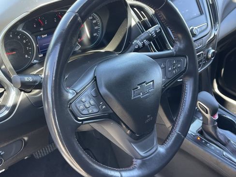 Used 2022 Chevrolet Equinox RS FWD image 23