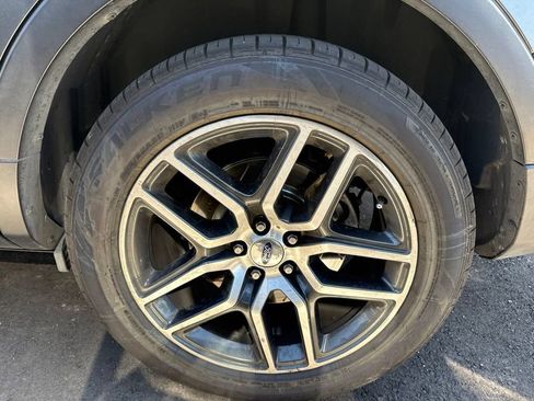 Used 2017 Ford Explorer Sport w/ Equipment Group 401A AWD/4WD image 15