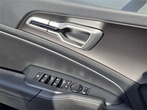 New 2026 Kia Sportage EX image 18