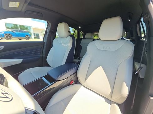 Used 2023 Volkswagen ID.4 Pro S AWD/4WD image 13