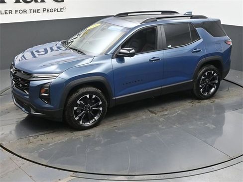 Certified 2026 Chevrolet Equinox RS w/ Convenience Package III image 43