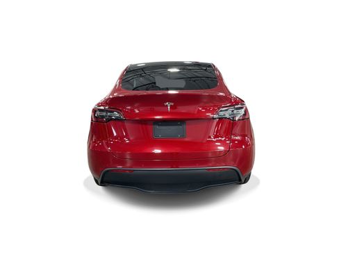 Certified 2022 Tesla Model Y Long Range AWD/4WD image 5