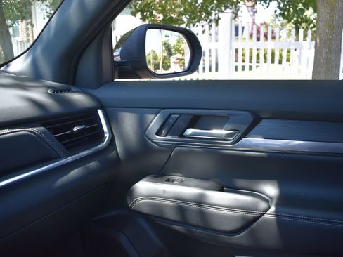 Used 2026 GMC Terrain Elevation FWD image 19