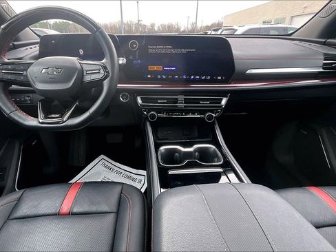 Certified 2024 Chevrolet Traverse RS w/ LPO, Floor Liner Package image 16