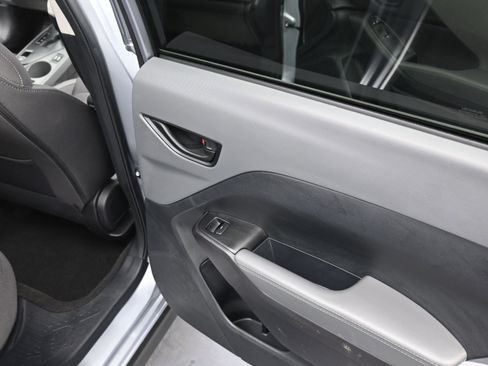 Used 2026 Subaru Crosstrek 2.0i Premium image 34