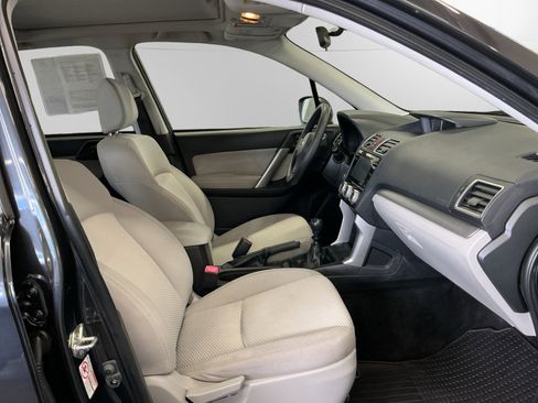 Used 2016 Subaru Forester 2.5i Premium image 15