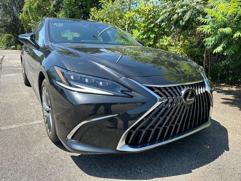 Used 2024 Lexus ES 300h Ultra Luxury FWD image 1
