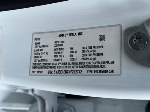 Used 2022 Tesla Model 3 Long Range AWD/4WD image 48