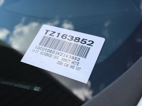 Used 2019 Chevrolet Silverado 1500 LT w/ All-Star Edition image 35