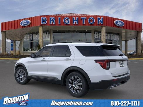 Used 2026 Ford Explorer Active w/ Active Comfort Package image 6
