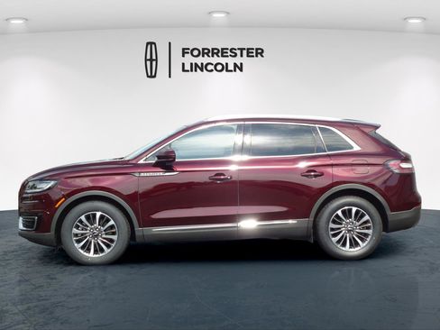 Used 2020 Lincoln Nautilus Premier w/ Equipment Group 101A image 6