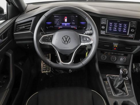 Used 2024 Volkswagen Jetta Sport FWD image 36