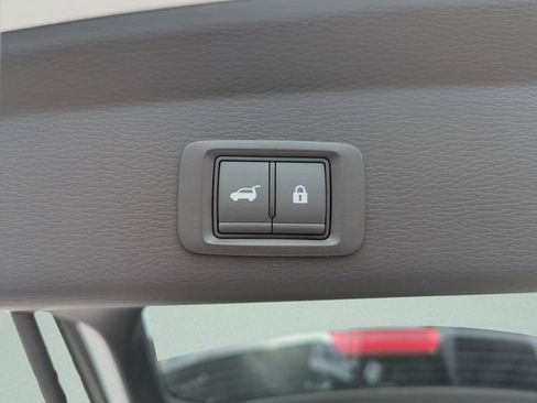 New 2026 Nissan Rogue SL AWD/4WD image 18