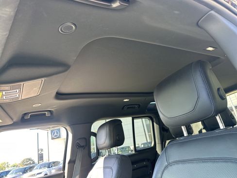 Used 2020 Land Rover Defender 110 X image 18