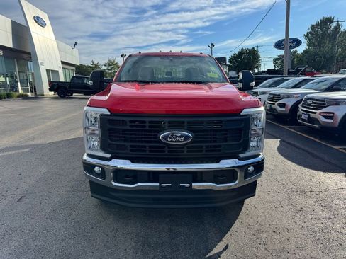 New 2026 Ford F250 XL w/ XL Chrome Package image 2