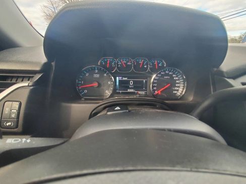 Used 2015 Chevrolet Tahoe LTZ image 25