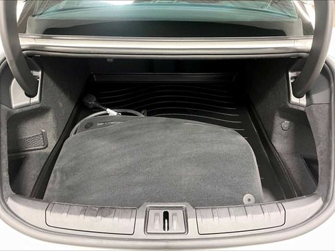 Used 2022 Porsche Taycan image 39