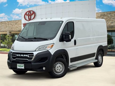 Used 2025 RAM ProMaster 2500 w/ U-Haul Equipment Group FWD image 1