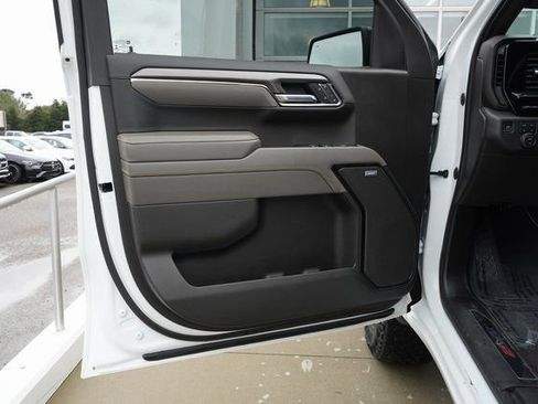 Used 2022 Chevrolet Silverado 1500 ZR2 w/ Technology Package image 23