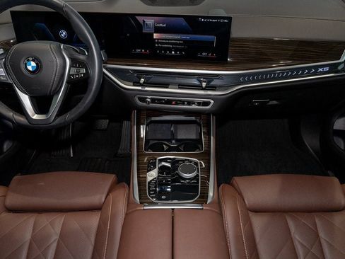 Used 2024 BMW X5 xDrive40i w/ Premium Package image 39