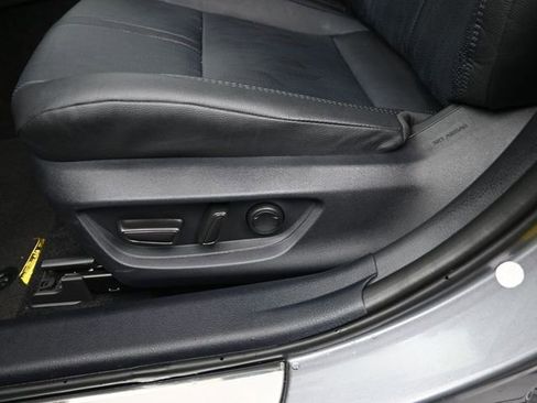 Used 2025 Toyota Camry LE image 23