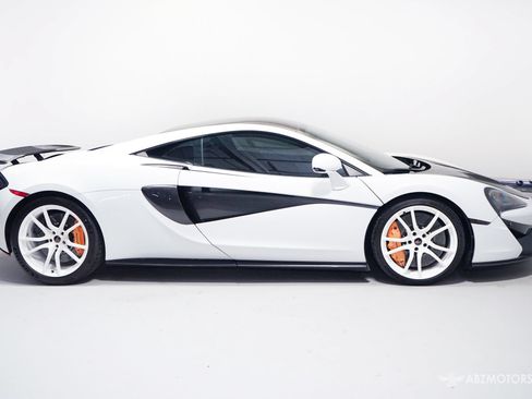 Used 2018 McLaren 570S Coupe RWD image 4