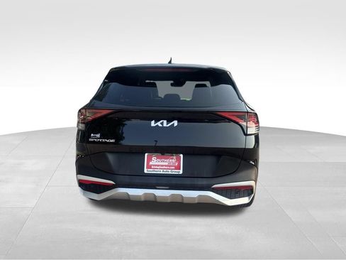 Used 2024 Kia Sportage EX FWD image 12