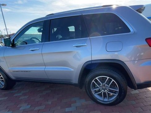 Used 2020 Jeep Grand Cherokee Limited w/ Luxury Group II image 7