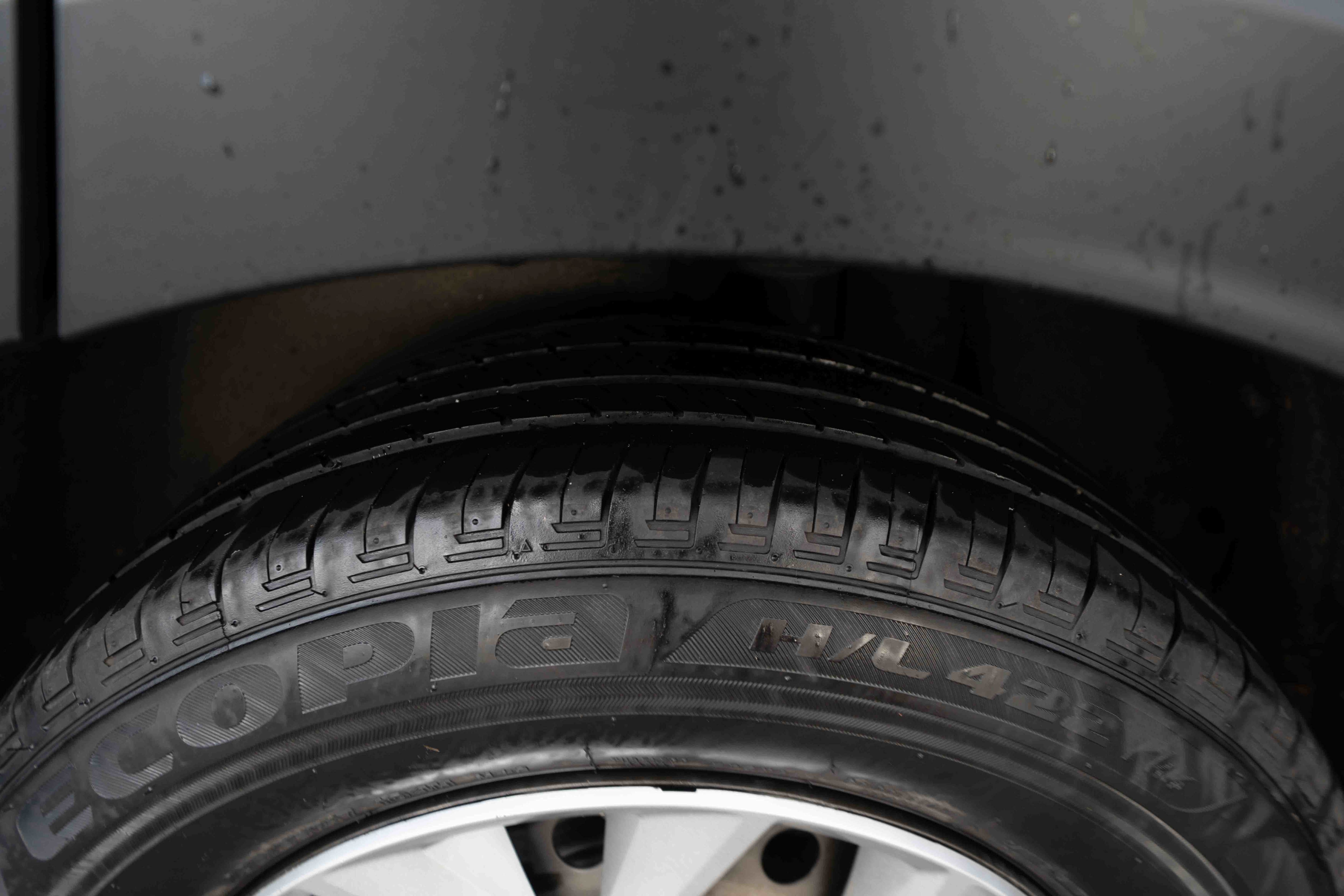 Used 2025 Honda CR-V LX image 30
