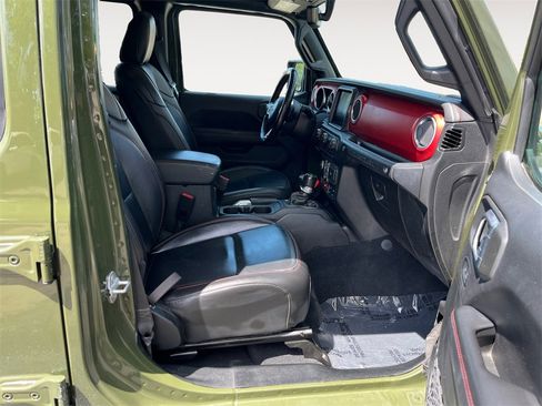 Used 2020 Jeep Wrangler Unlimited Rubicon w/ Uconnect 4C Nav & Sound Group image 15