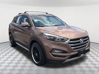 Used 2017 Hyundai Tucson Limited FWD video 3