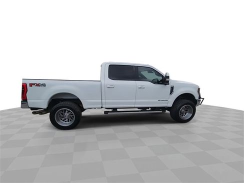Used 2019 Ford F250 Lariat w/ Lariat Ultimate Package image 9