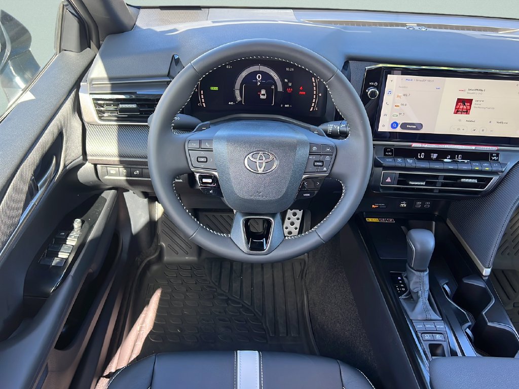 Used 2026 Toyota Camry SE w/ Multimedia Upgrade Package FWD image 11
