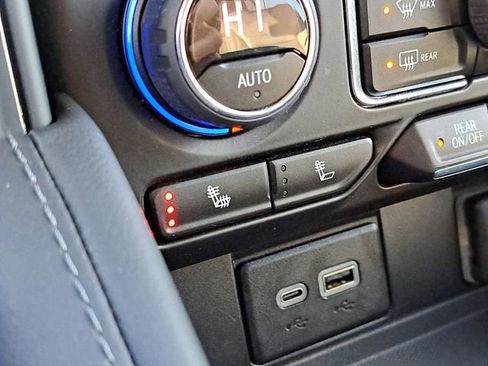 Used 2023 Chevrolet Tahoe LT image 16