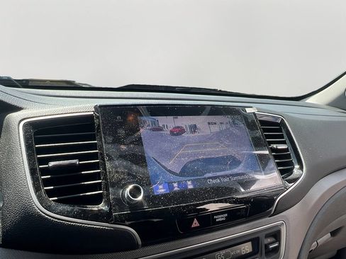 Used 2023 Honda Ridgeline Sport image 16