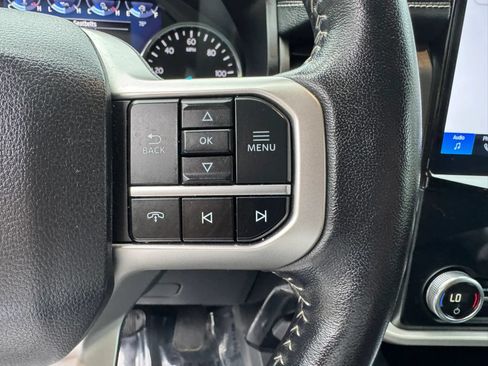 Used 2024 Ford Expedition XLT AWD/4WD image 18