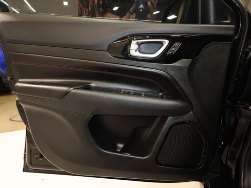 Used 2022 Jeep Compass Trailhawk w/ Trailhawk Elite Group image 23