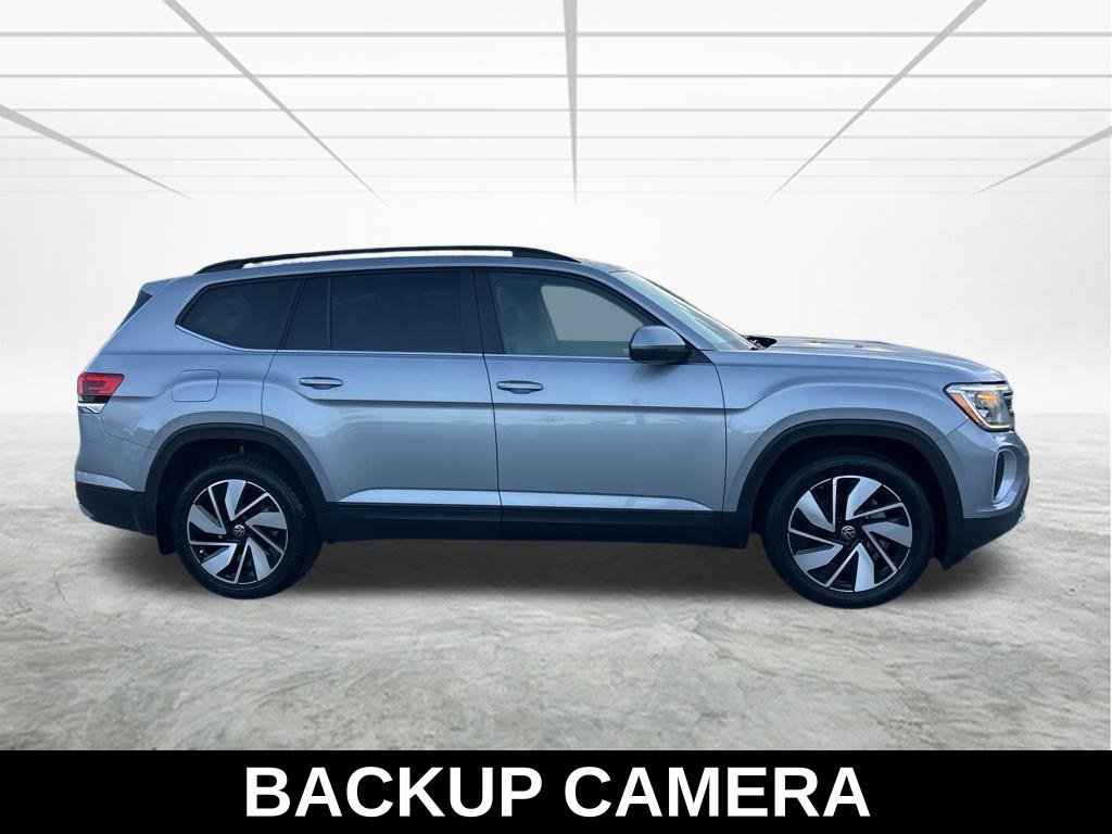 Used 2024 Volkswagen Atlas SE w/ Panoramic Sunroof Package AWD/4WD image 4